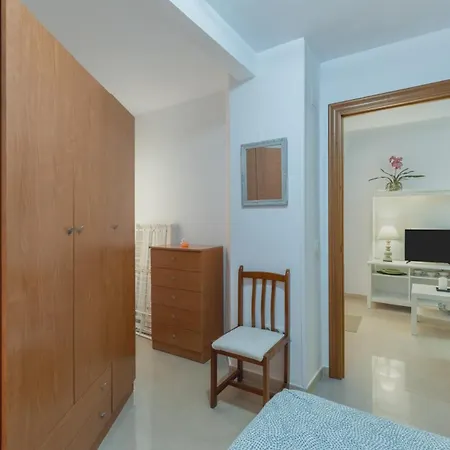Disfruta Vacaciones Familiares Piso Frente Al Mar شقة *